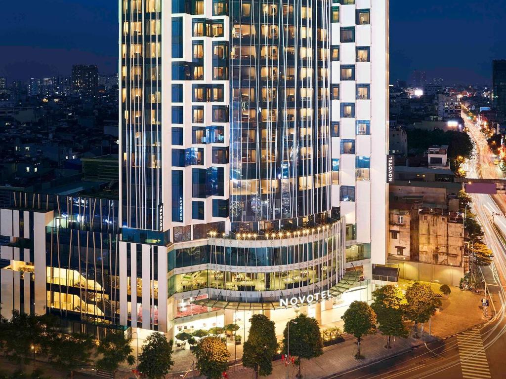 Khách sạn Novotel